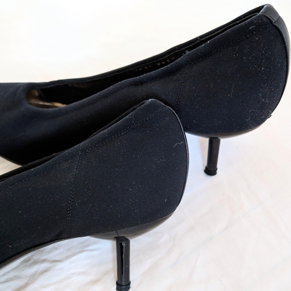 DOLCE & GABBANA Kitten Heel Pumps - Picture 6 of 8